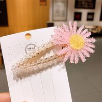 Korean Fashion Spring And Summer Small Daisy Hairpin Crystal Bb Clip Flower Rhinestone Edge Clip Mori Headdress sku image 3