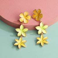 Fashion Retro Lilac Oil Drop Flower Earrings Three Earrings Personalized Earrings Wholesale Nihaojewelry main image 5