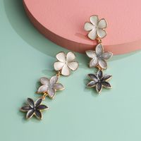 Fashion Retro Lilac Oil Drop Flower Earrings Three Earrings Personalized Earrings Wholesale Nihaojewelry main image 6