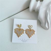 Corea S925 Plata Aguja Flash Diamante Perla Amor Pendientes Moda Corazón Pendiente Venta Al Por Mayor Nihaojewelry sku image 1