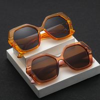 New Fashion Polygon Sunglasses Retro Glasses Trend Sunglasses Big Frame Thick Edge Sunglasses Wholesale Nihaojewelry main image 1
