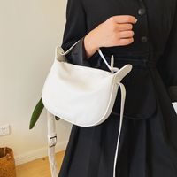 New Fashion Wild Advanced Texture Small Black Bag Simple Wild Student Crossbody Bag  Wholesale Nihaojewelry main image 4