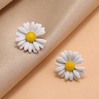 Fashion New Trend Simple Earrings Nihaojewelry Wholesale Sweet Sen Super Sunflower Daisy Flower Earring main image 6