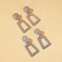 Nouvelle Européen Et Américain Boucles D'oreilles Élégant Longue Strass Géométrique Boucles D'oreilles De Femmes À La Mode Exagérée Diamant Carré Creux Boucles D'oreilles main image 3