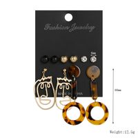 Neue Europäische Und Amerikanische Beliebte Geometrische Acryl Platte Quaste Ohrring Kombination Frauen Grenz Überschreitende Perlen Ohrring Set sku image 8