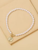 New Pearl Necklace Coin Relief Head Pendant Necklace Clavicle Chain Elegant Wholesale Nihaojewelry main image 3