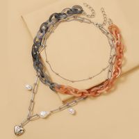10424 Mode Legierung Perlen Halskette Halskette Anhänger Herzförmiger Acryl Zweiteiliger Schlüsselbein Kette Heißer Verkauf main image 1