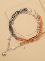 10424 Mode Legierung Perlen Halskette Halskette Anhänger Herzförmiger Acryl Zweiteiliger Schlüsselbein Kette Heißer Verkauf main image 3