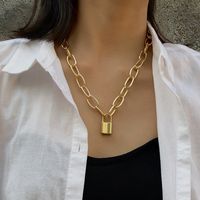 New Jewelry Personality Retro Geometric Necklace Sweater Chain Simple Lock-shaped Wild Temperament Clavicle Chain Wholesale Nihaojewelry main image 1