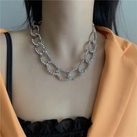 Retro Full Diamond Buckle Metal Necklace Light Exaggerated Clavicle Neck Chain Wholesale Nihaojewelry main image 4