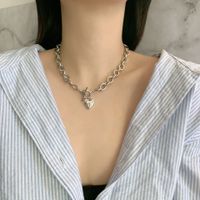 Korea Necklace Fashion Retro Niche Thick Chain Buckle Love Pendant Clavicle Chain Necklace Wholesale Nihaojewelry main image 6