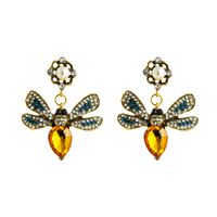 Exaggerated Fashion New Butterfly Pearl Earrings Alloy Inlaid Color Diamond Retro Temperament Wholesale Nihaojewelry sku image 2