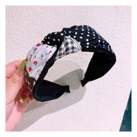 Korea Retro Small Floral Cotton Stitching Middle Twisted Wide-brimmed Headband Ornament Wholesale Nihaojewelry sku image 1