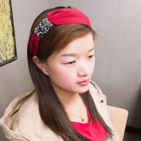 Korean Headband Fashion New Solid Color High-end Fabric Headband High-end Luxury Shiny Diamond Hairpin Fashion Headband Wholesale Nihaojewelry main image 4