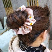 Korean Hair Scrunchies Fashion Daisy Large Intestine Wide Side Simple High-end Fabric Elastic Band Fashion Fairy Hair Rope Wholesale Nihaojewelry main image 4