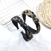 Korean Fashion New Fine-edged Exquisite Leopard Knotted Headband High-end Bowknot Pressure Headband Simple Hair Accessories Ladies Wholesale Nihaojewelry main image 1