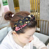 Korean Wide-brimmed High-end Fabric Knotted Headband Retro Simple Printing Head Jewelry Temperament Pressure Headband Girl Wholesale Nihaojewelryd main image 5