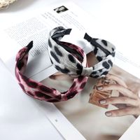 Neues Stoff Leoparden Muster Bowknot Stirnband Koreanisches Temperament Mit Zahn Haarnadel Mode Einfache Haarschmuck Frauen main image 3
