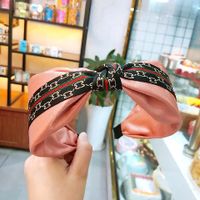 Korean Fashion Wide-brimmed Gold Wire Forged Knotted Headband Solid Color Fabric Twisted Hairpin High-end Boutique Adult Hair Accessories Ladies Wholesale Nihaojewelry sku image 3