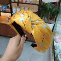 Korean Wide-brimmed Small Fresh Printing Knotted Headband High-end Fabric Pressure Hair Head Hole New Headband Wholesale Nihaojewelry sku image 2