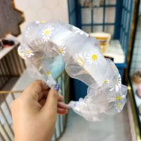 Korean Fashion Daisy Eugen Yarn Sweet Hair Hoop High-end Fold Super Fairy Mesh Yarn Hairpin Hair Headband Wholesale Nihaojewelry sku image 1