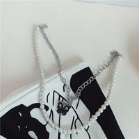 Exaggerated Butterfly Retro Pearl Double-layer Necklace Niche Clavicle Chain Dark Wholesale Nihaojewelry main image 4