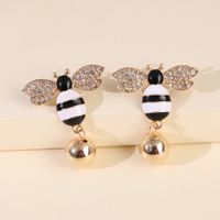 54246 Fabrik Direkt Vertrieb Neue Symmetrische Ohrringe Bienen Perlen Ohrringe Ohrringe Insekten Ohrringe Korea main image 4