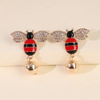 Hot Sales New Symmetrical Earrings Bee Pearl Earrings Ear Jewelry Insect Earrings Korea Wholesale Nihaojewelry main image 3