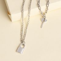 Retro New Alloy Key Lock Core Multi-layer Two-piece Necklace Hot Selling Wholesale Nihaojewelry main image 3