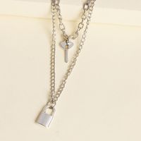 Retro New Alloy Key Lock Core Multi-layer Two-piece Necklace Hot Selling Wholesale Nihaojewelry main image 5