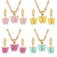 Explosion Models Color Butterfly Earring Necklace 2 Piece Set Fashion Acrylic Butterfly Necklace Earring Set Wholesale Nihaojewelry main image 1