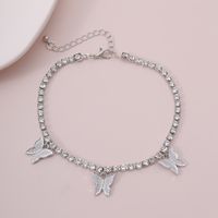 Fashion Jewelry Creative Beach Claw Chain Diamond Foot Ornaments Simple Fashion Small Butterfly Pendant Tassel Anklet Wholesale Nihaojewelry sku image 3