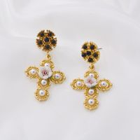 Retro Elegant Gorgeous Palace Gem Cross Baroque Ceramic Flower Pearl Silver Needle Earrings Wholesale Nihaojewelry main image 4