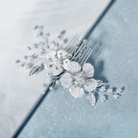 Bridal Jewelry Elegant White Flowers Pearls Combs Hand-beaded Hair Comb Wedding Wholesale Nihaojewelry main image 5