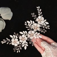 New Korean White Flower Leaf Comb Plain And Elegant Beaded Headdress Bride Wedding Hair Comb Wholesale Nihaojewelry main image 5