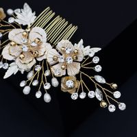 Korean Beauty Bride Jewelry Handmade Pearl Headdress Retro Golden Plug Comb Cheongsam Style Wholesale Nihaojewelry main image 5
