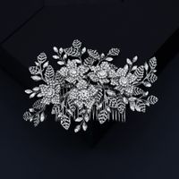 Jewelry Exaggerated Bridal Headdress Full Diamond Insert Comb Alloy Hollow Leaf Disc Hair Comb Wholesale Nihaojewelry main image 4