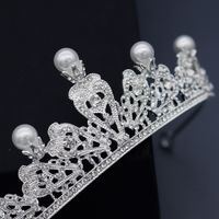 Retro Pearl Crown Alloy Rhinestone Hollow Hair Accessories Bridal Jewelry Wholesale Nihaojewelry main image 4