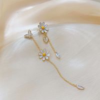 Long Asymmetrical Delicate Small Daisy Earrings Butterfly Earrings S925 Silver Needle Wholesale Nihaojewelry main image 5