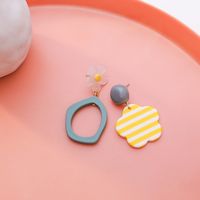 Irregular Blue And Yellow Contrast Color Exaggerated Pendant Asymmetric Earrings Jewelry Wholesale Nihaojewelry main image 4