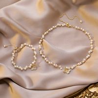 Perlen Armband Weiblich Ins Nischen Design Einfache Wald Schmetterling Exquisite Barock Perlen Armband Halskette main image 5