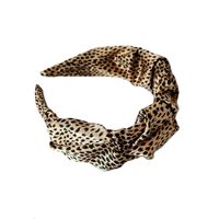 Korean Retro Leopard Pattern Wide-brimmed Fold Headband Simple High-end Fashion Bud Hairpin Wholesale Nihaojewelry main image 6