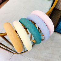 New Korean Solid Color Cloth Wide-brimmed Headband High-end Hairpin Fashion Macaron Hairband Girl Wholesale Nihaojewelry main image 1