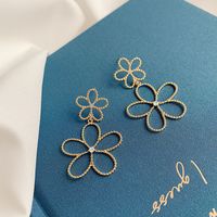 Korean Simple Hollow Flower Earrings Sweet Long  Earrings Wholesale Nihaojewelry sku image 1