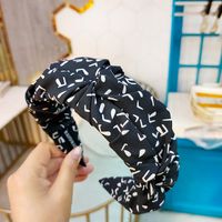 Korean Simple Wide-brimmed Letter Fold Headband High-end Retro Fabric Floral Headband Fashion Wholesale Nihaojewelry sku image 1