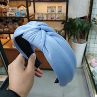 Korea's New Milk Milk Thickening Sponge High-end Fabric Hairpin Headband Wholesale Nihaojewelry sku image 3