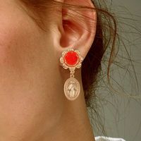 Palace Style Retro Earrings Geometric Alloy Portrait Pendant Resin Flower Earrings Wholesale Nihaojewelry main image 1