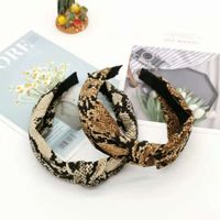 Hot Selling Wide-brimmed Snakeskin Hair Band Headband Retro Cloth Snake Pattern Hairpin Bow Cross Hair Accessories Ladies Wholesale Nihaojewelry main image 2