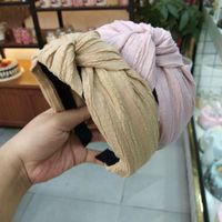 Korean Fashion Wide-brimmed Pleated Knot Headband High-end Solid Color Fabric Pressure Hairpin Explosion Headband Ladies Wholesale Nihaojewelry main image 5