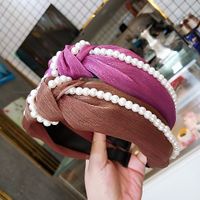 South Korea's Wide-brimmed Bright Silk Wrinkle Knot Hair Band High-end Boutique Handmade Pearl  Headband Wholesale Nihaojewelry main image 4